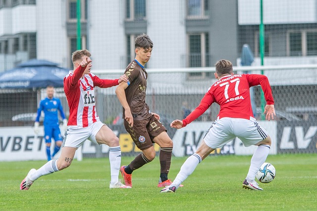 国安惨败越南夜， 邵佳一当场黑脸， 两大国脚恐遭永久除名！